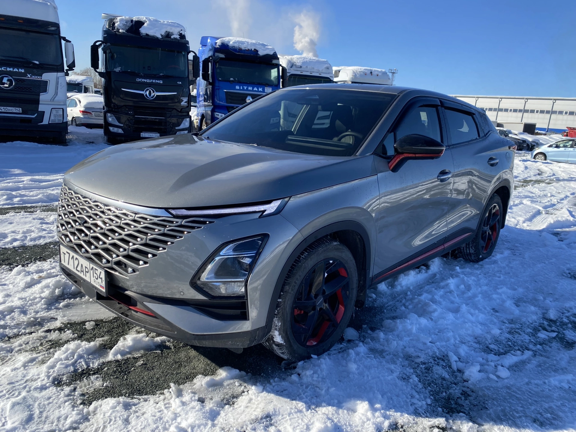 OMODA C5 - фото 4