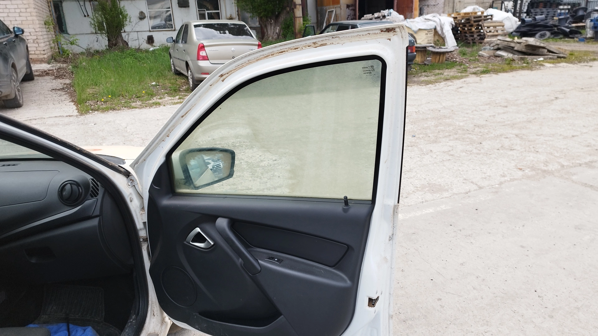 Lada Granta - фото 5