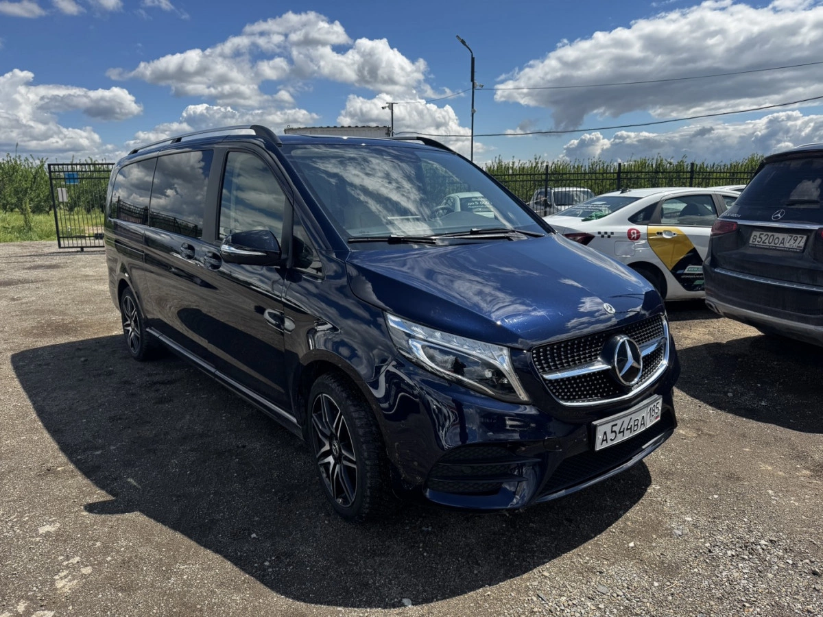 Mercedes-Benz V-class - фото 1