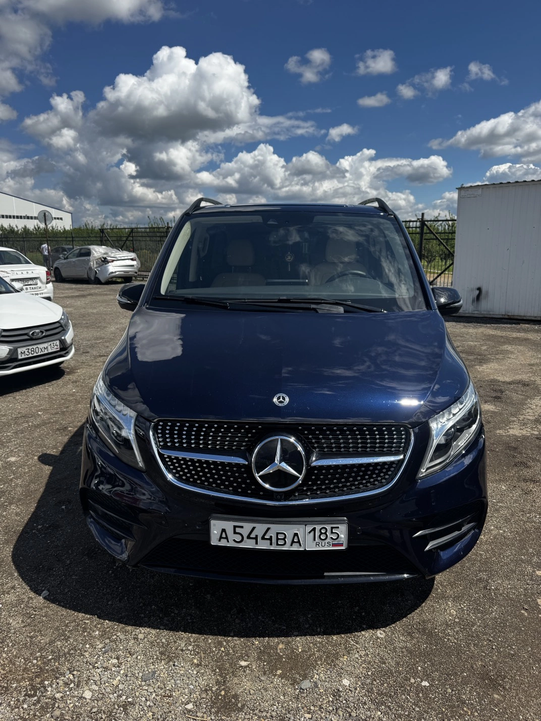 Mercedes-Benz V-class - фото 2