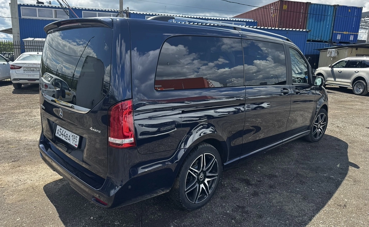 MERCEDES-BENZ V-Class