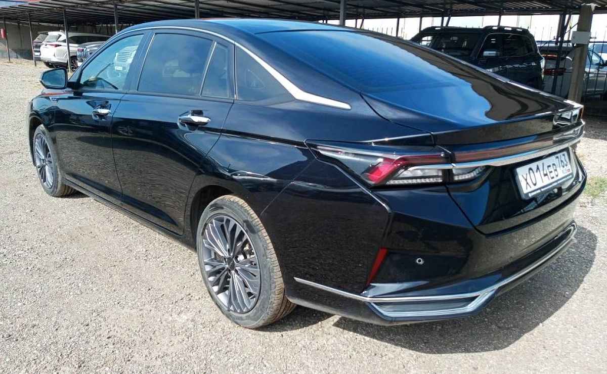 DONGFENG Aeolus Shine Max