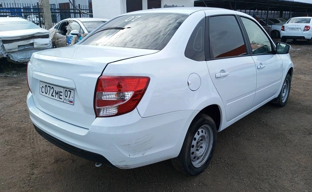 LADA Granta Седан