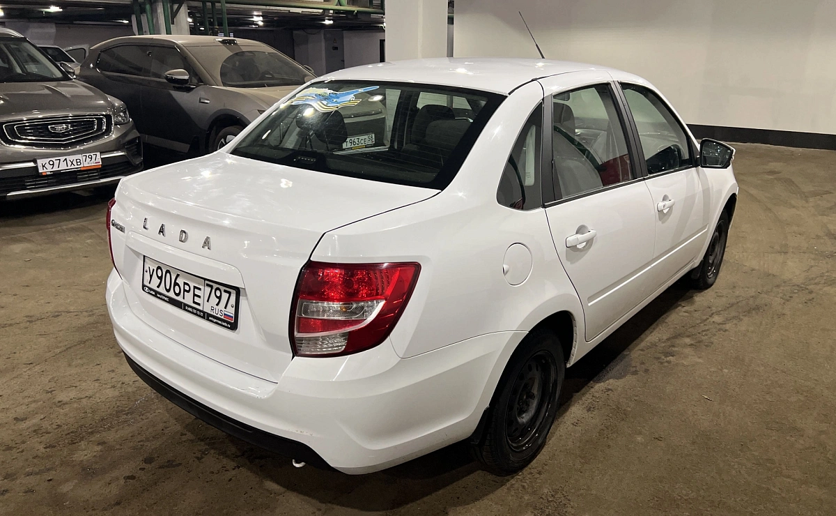 LADA Granta Седан