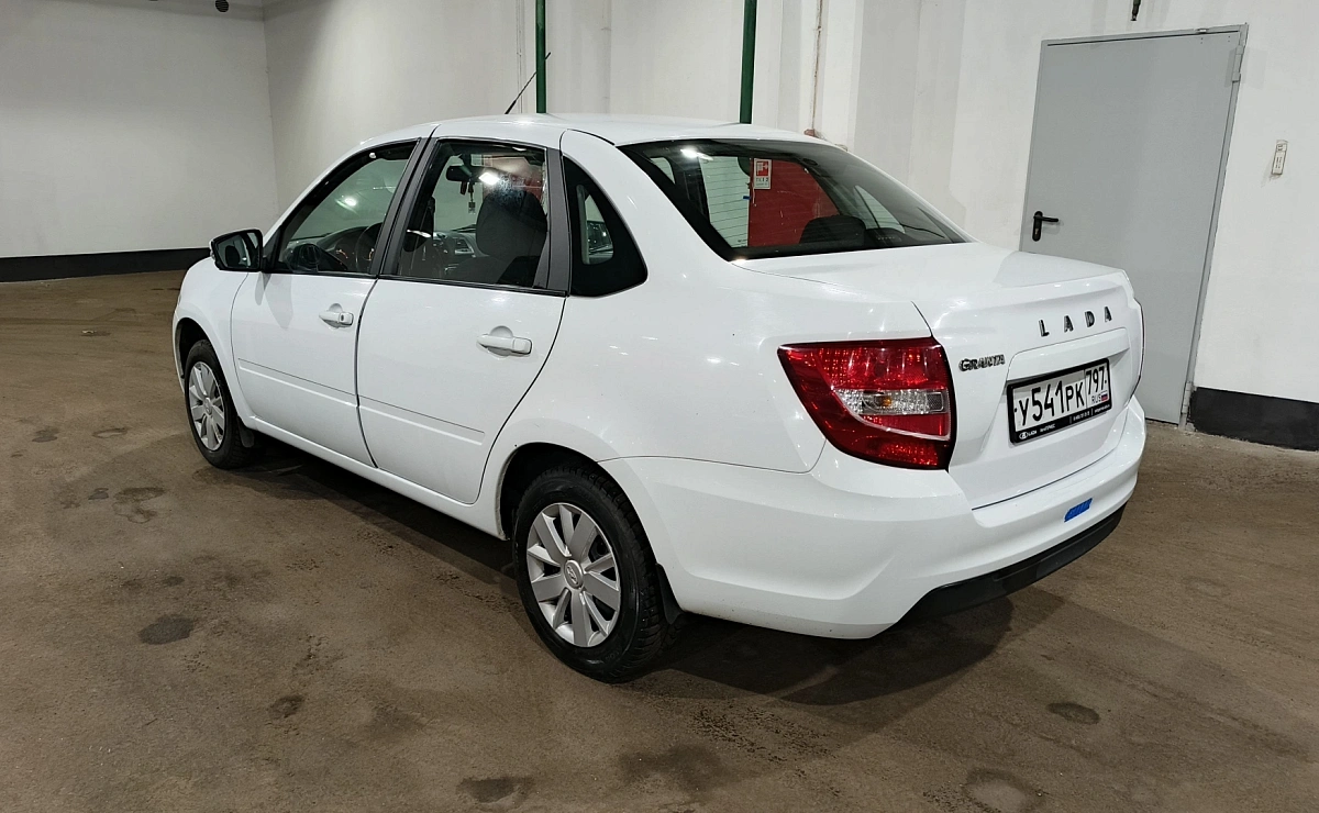 LADA Granta Седан