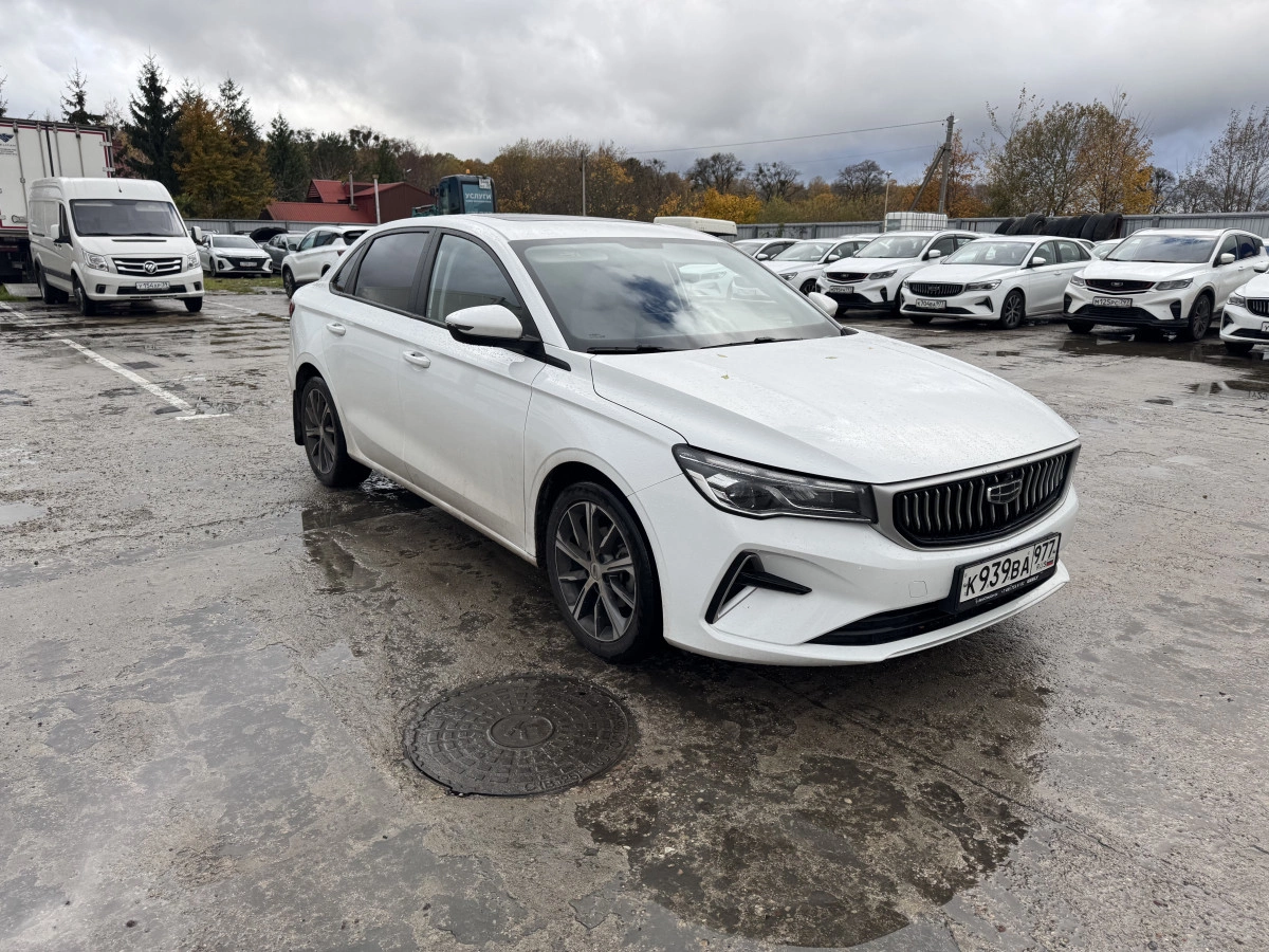 Geely Emgrand - фото 1