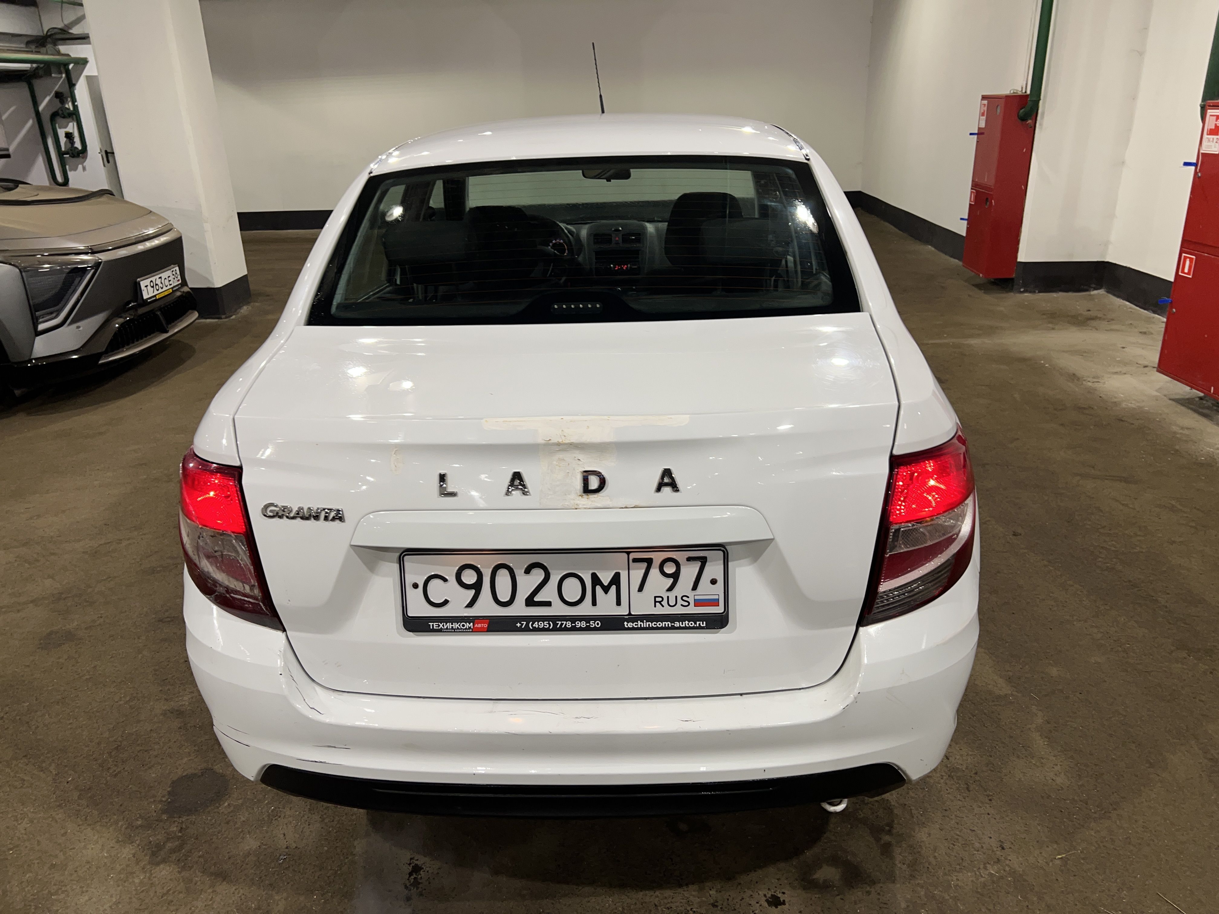 Lada Granta - фото 4