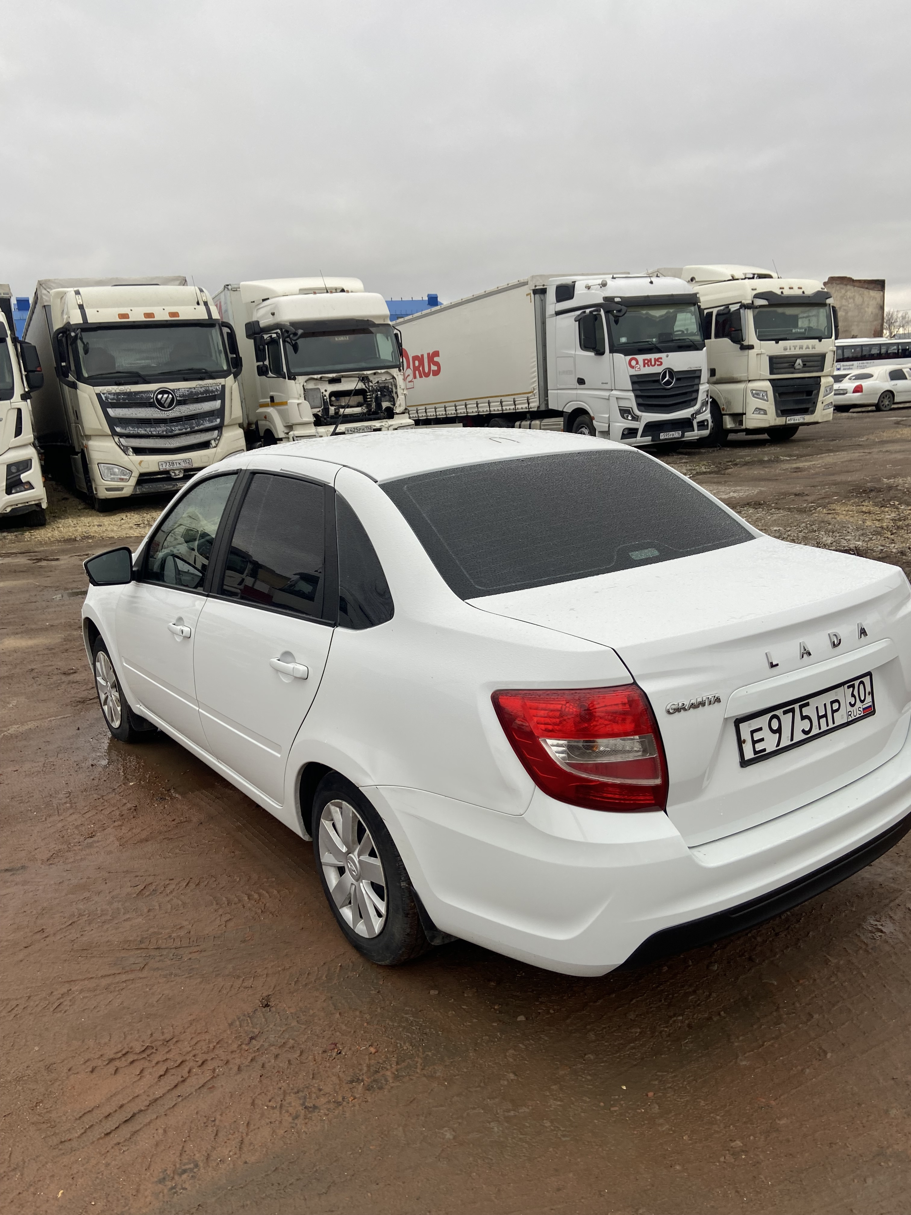 Lada Granta - фото 4