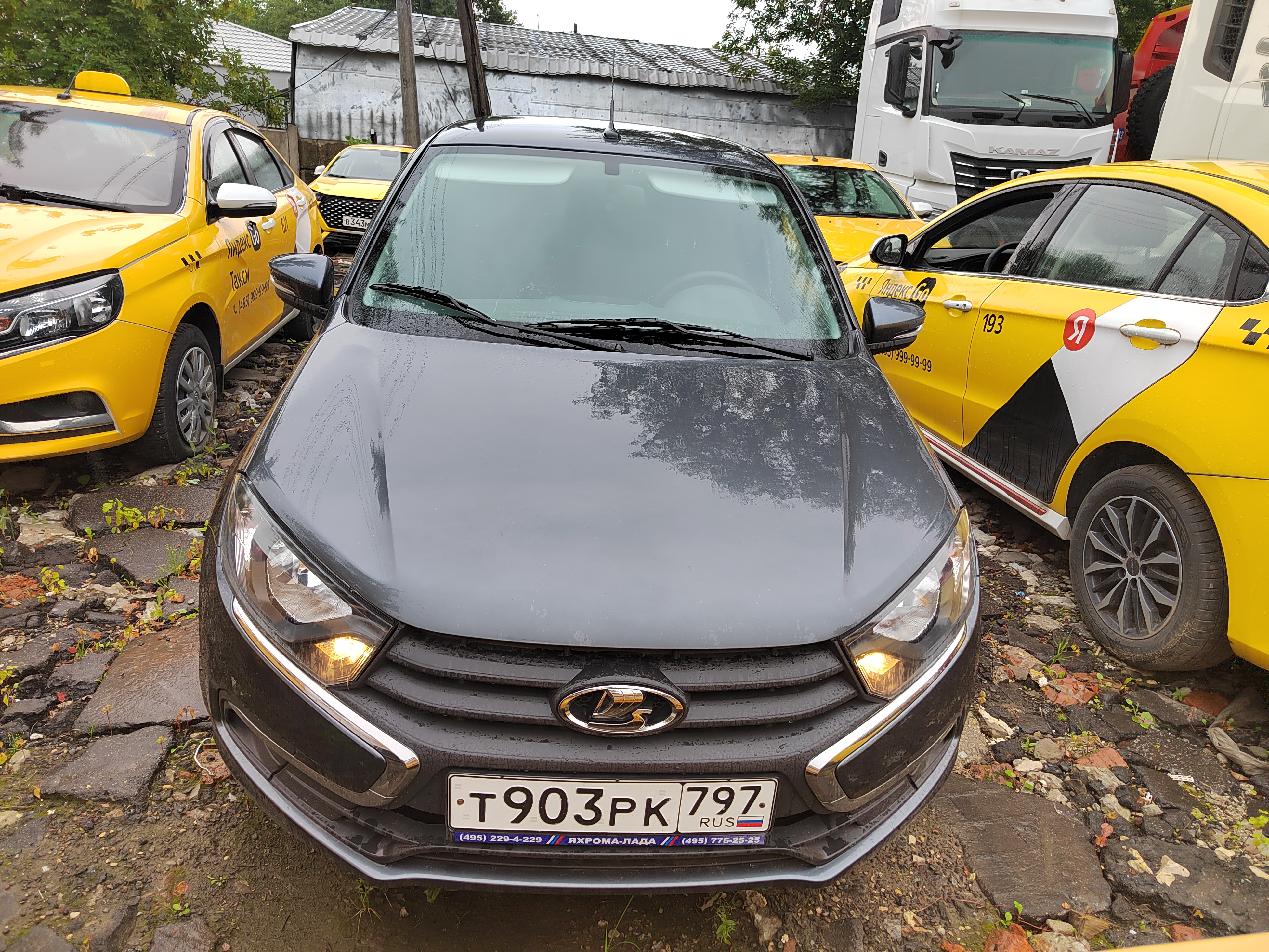 Lada Granta - фото 3