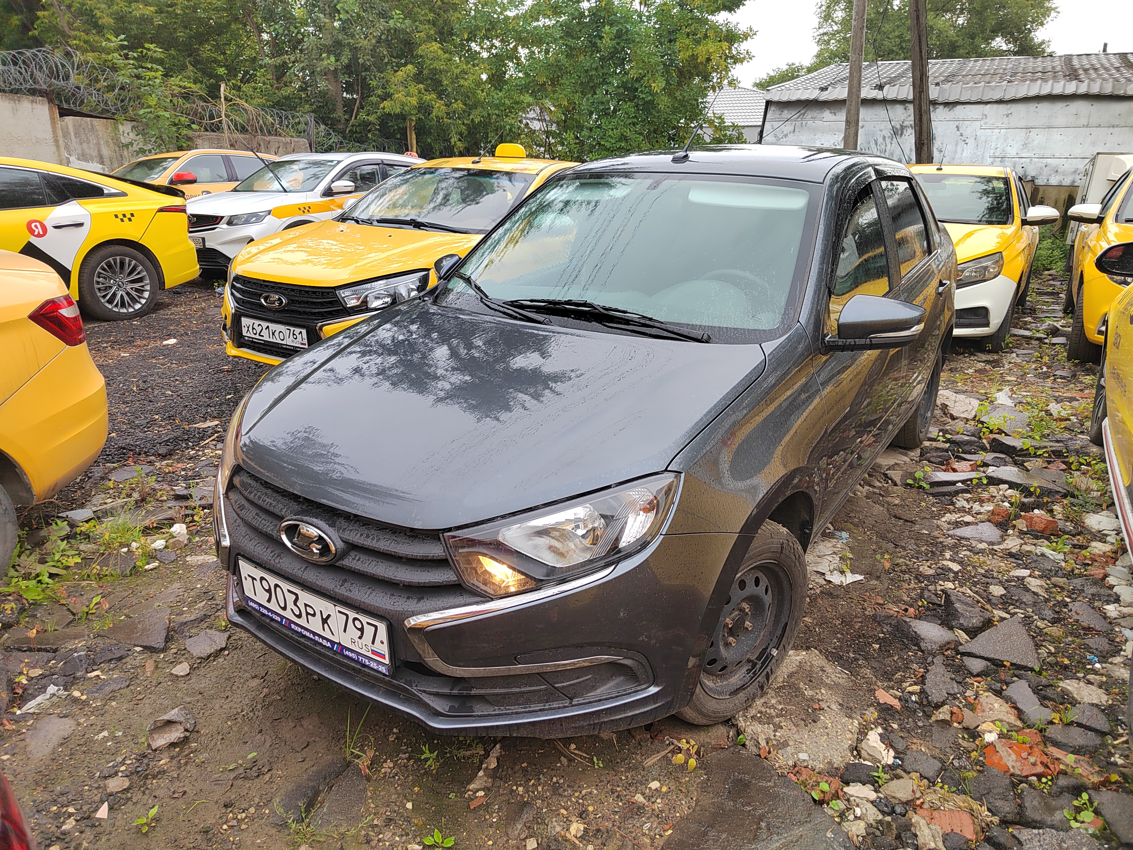 Lada Granta - фото 4