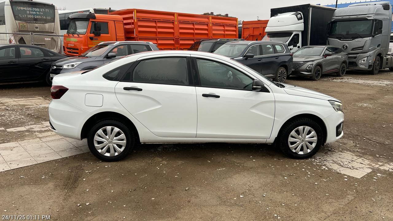 Lada Vesta - фото 2