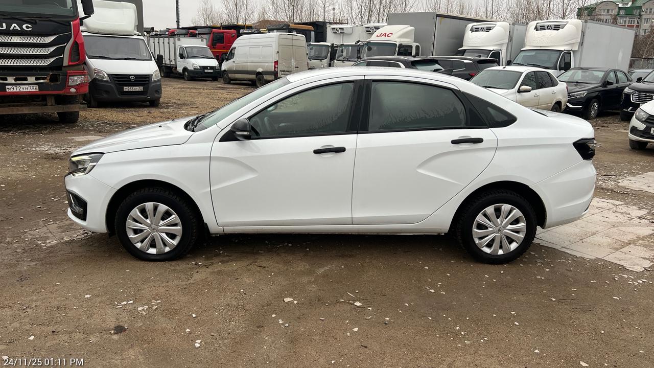 Lada Vesta - фото 4