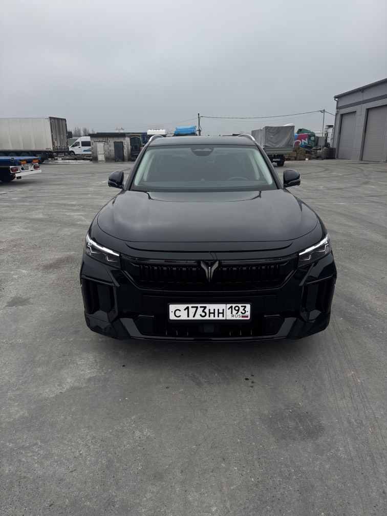 Voyah Free - фото 2