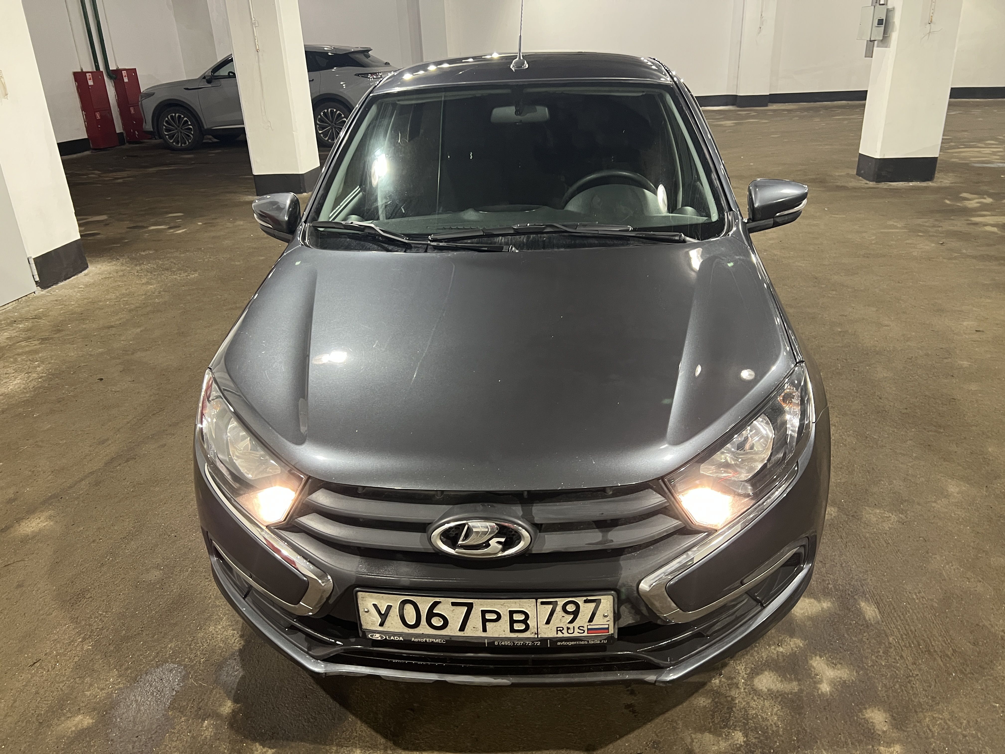 Lada Granta - фото 2