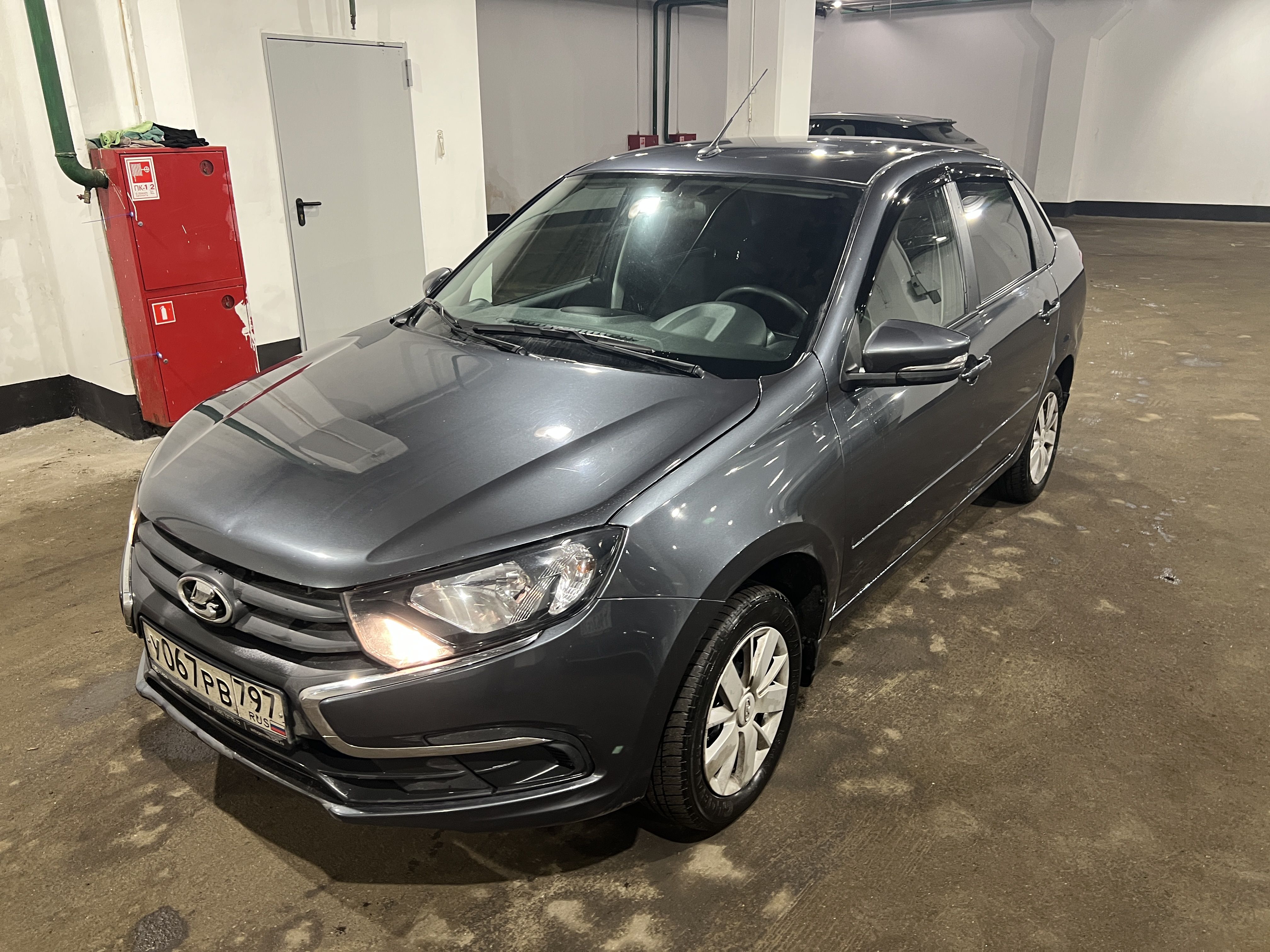 Lada Granta - фото 3