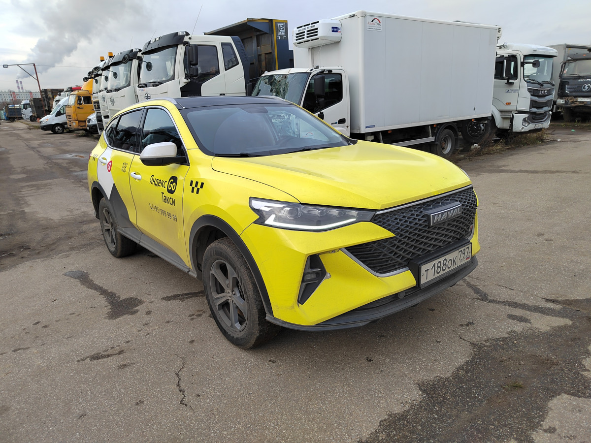 Haval F7 - фото 1