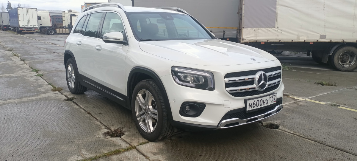 Mercedes-Benz GLB-Class - фото 1