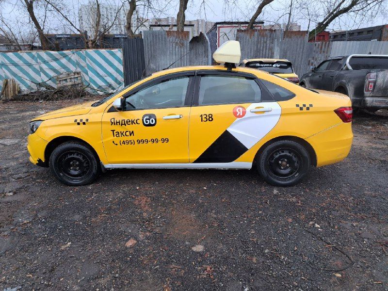 Lada Vesta - фото 4