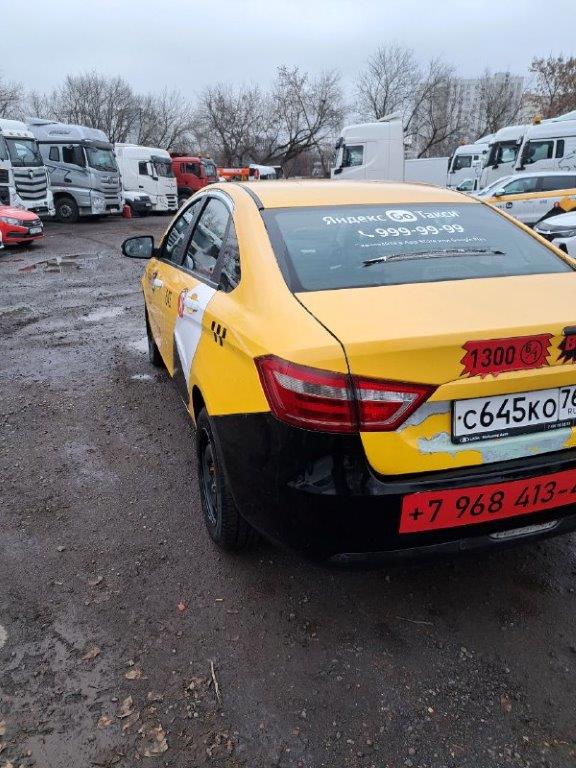 Lada Vesta - фото 4