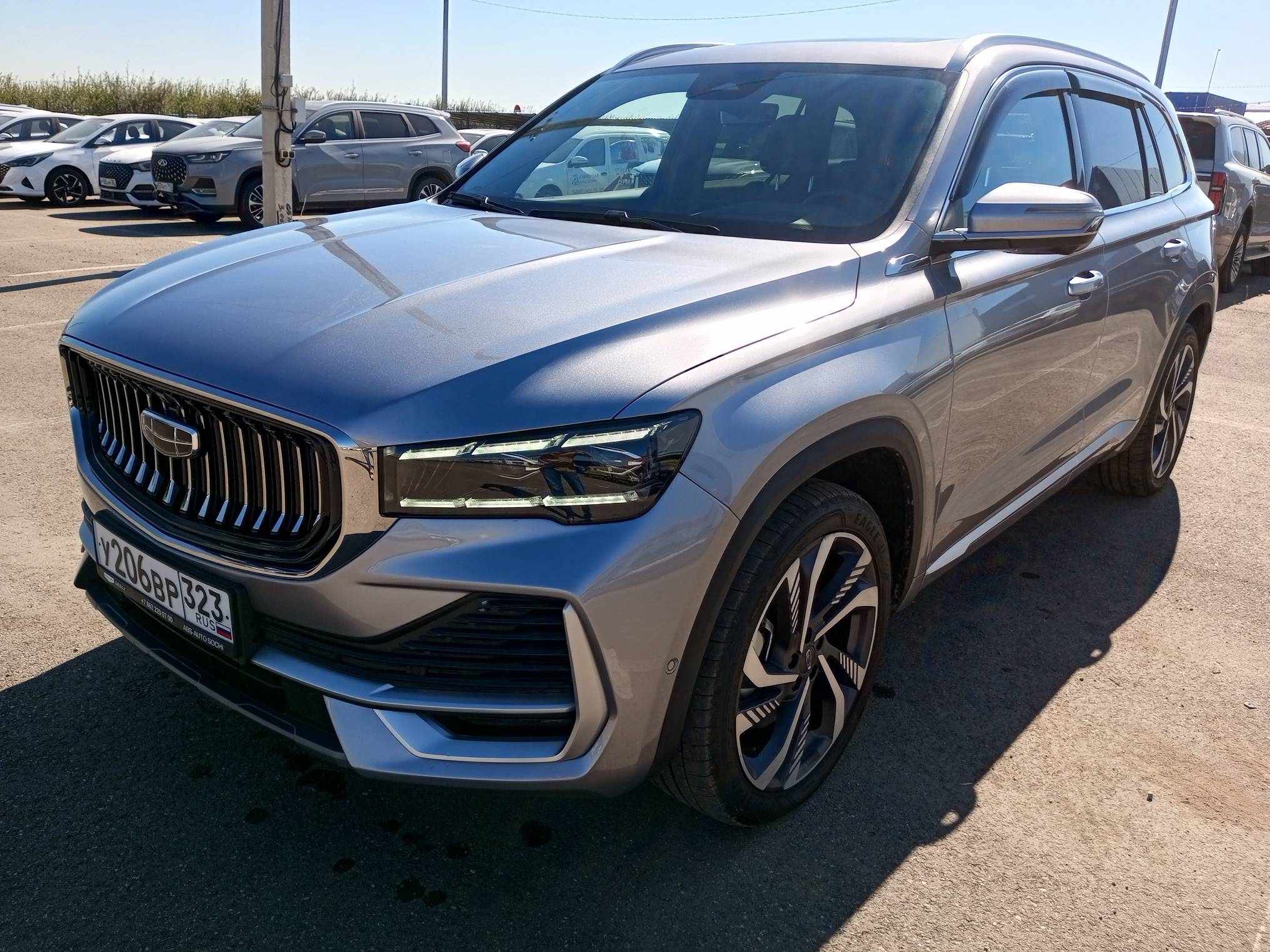 Geely Monjaro - фото 5