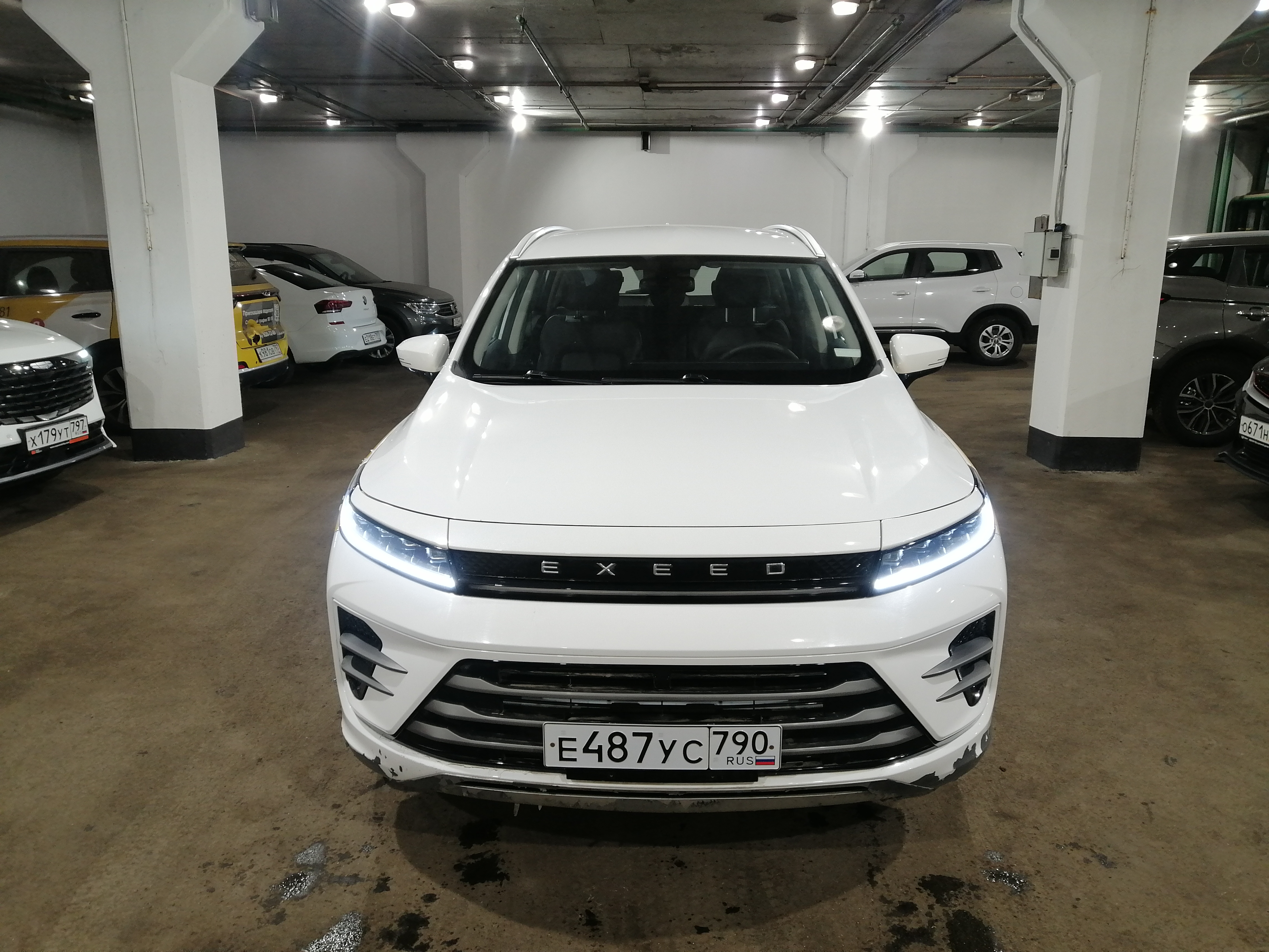 EXEED LX - фото 2