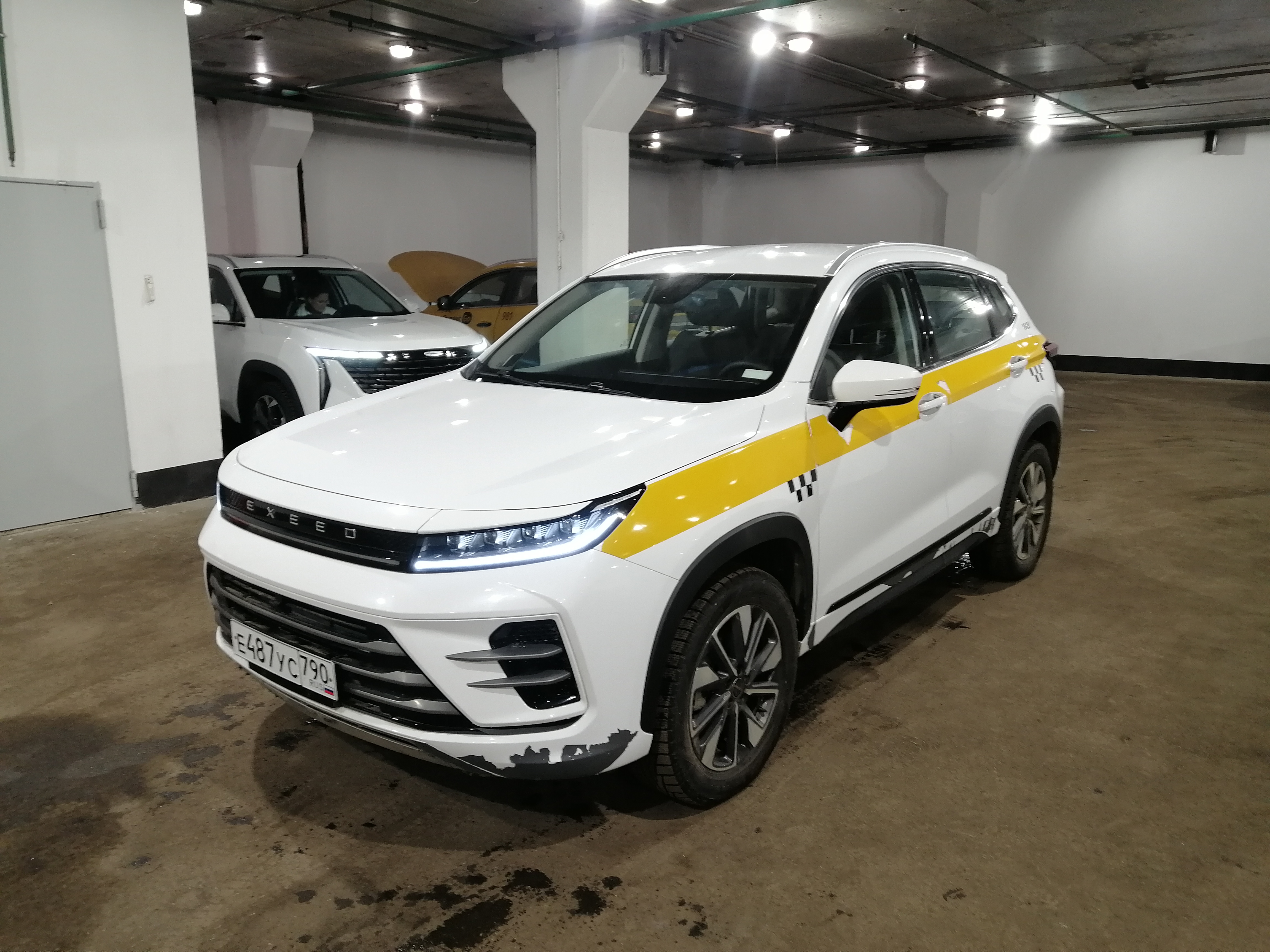 EXEED LX - фото 3