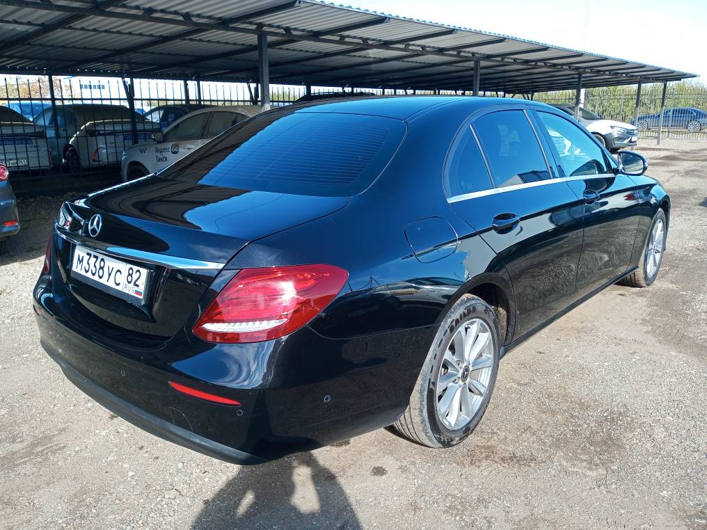 Mercedes-Benz E - фото 3
