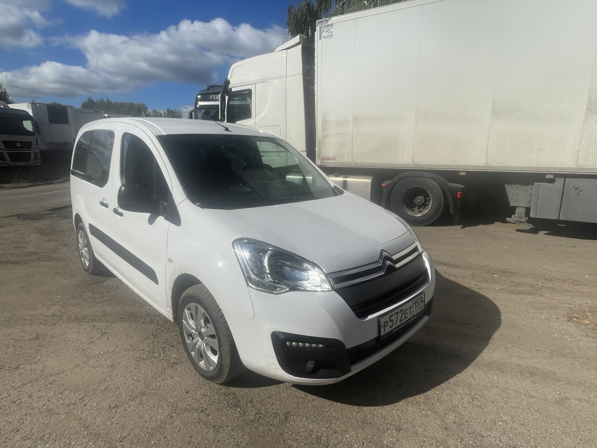 Citroen Berlingo - фото 1