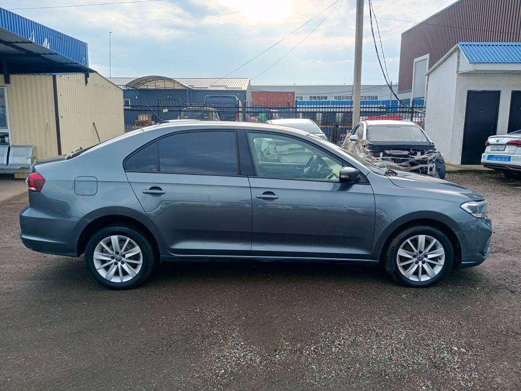 Volkswagen Polo - фото 2