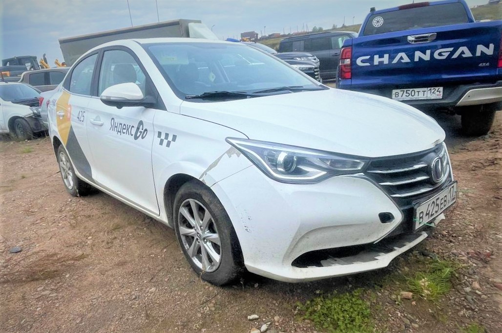 Changan Alsvin - фото 1