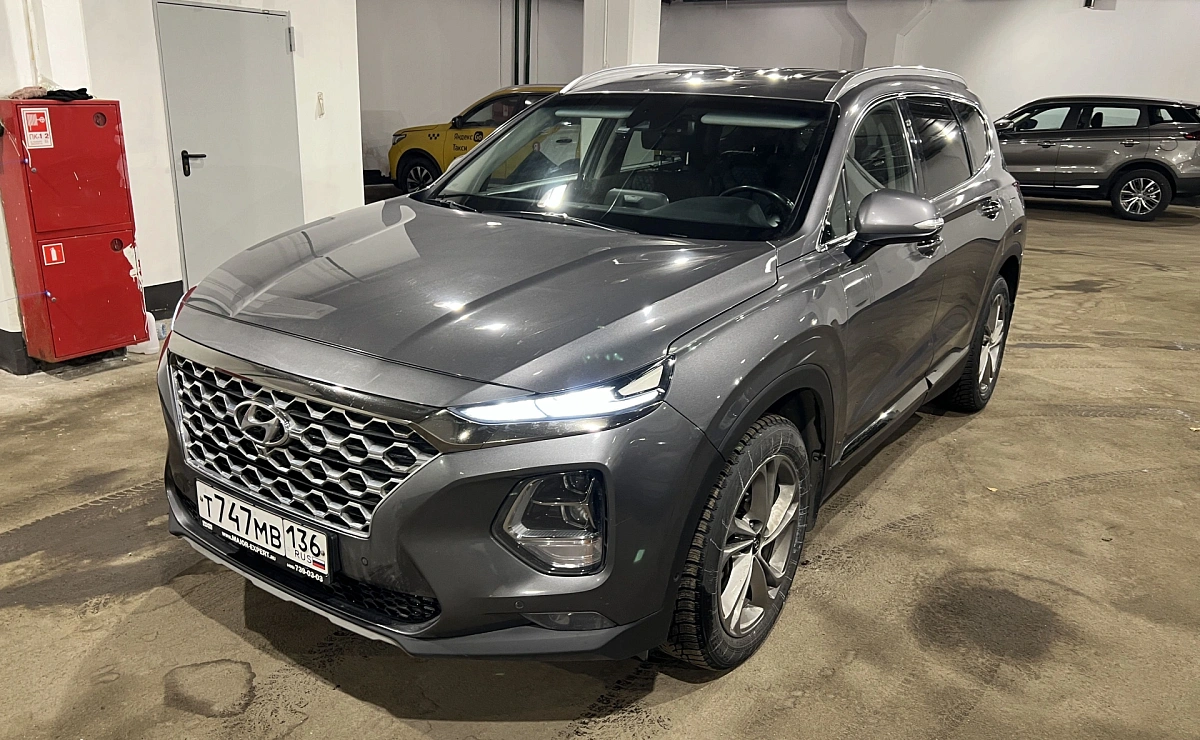 HYUNDAI Santa Fe