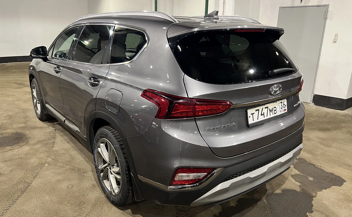 HYUNDAI Santa Fe