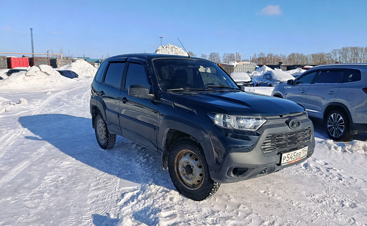 LADA Niva Travel