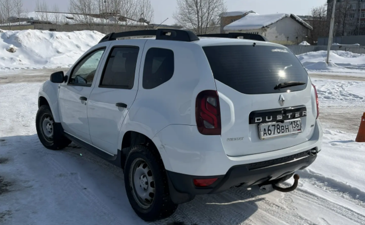 RENAULT Duster