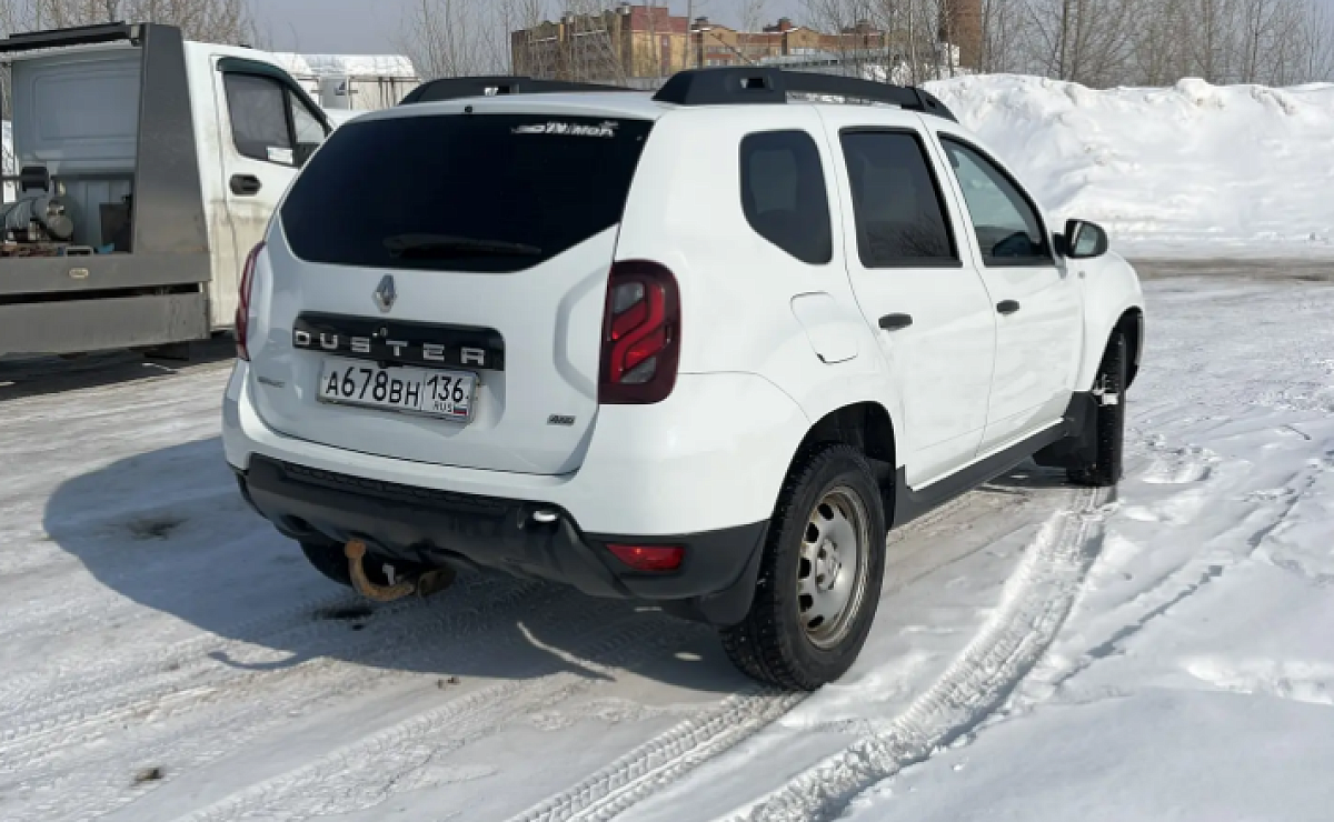 RENAULT Duster