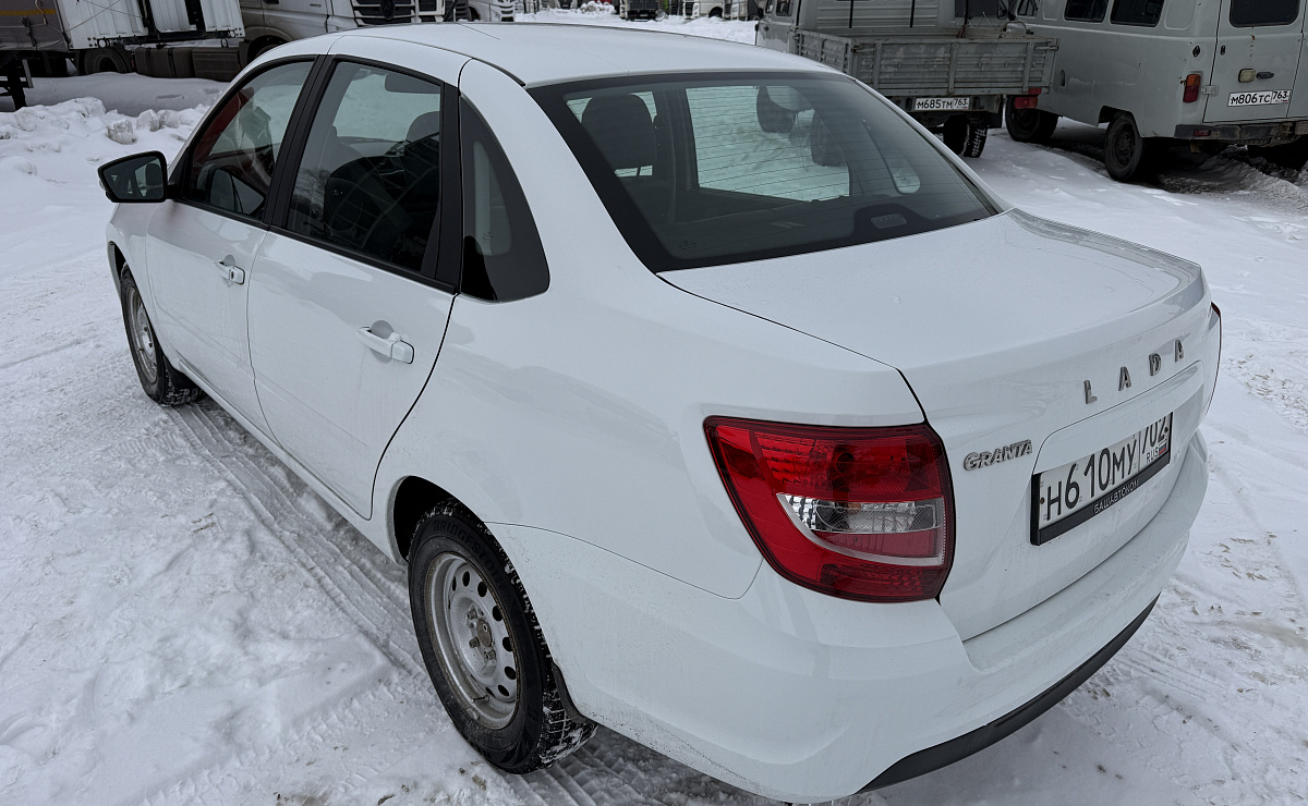 LADA Granta Седан